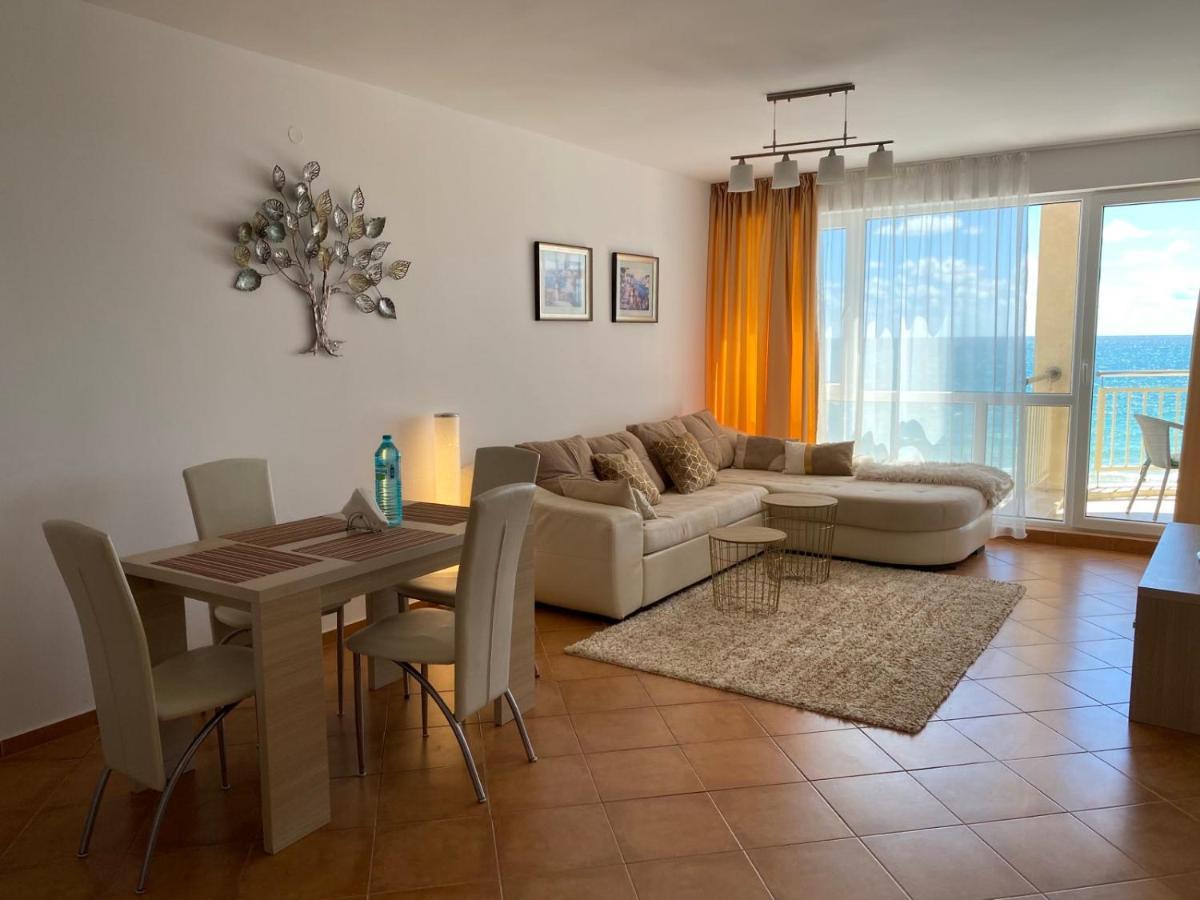 Apartments Bellevue Равда Екстер'єр фото