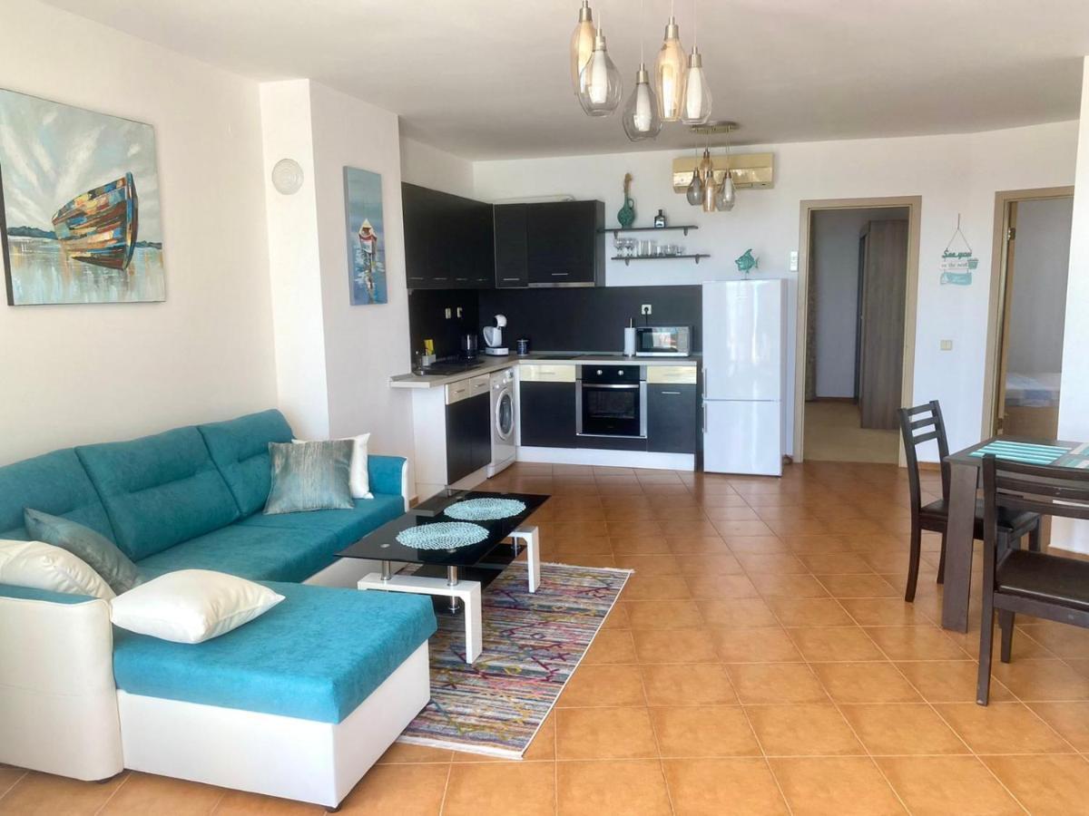 Apartments Bellevue Равда Екстер'єр фото