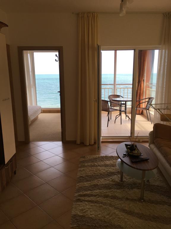 Apartments Bellevue Равда Екстер'єр фото