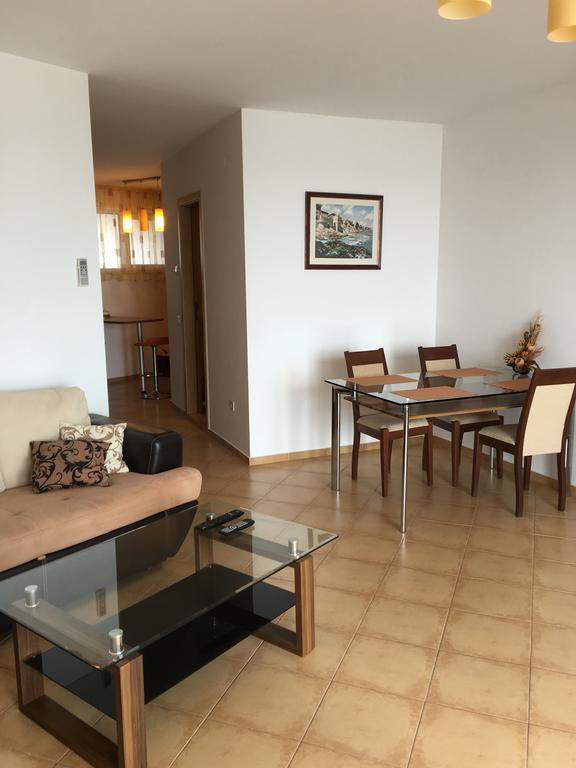 Apartments Bellevue Равда Екстер'єр фото