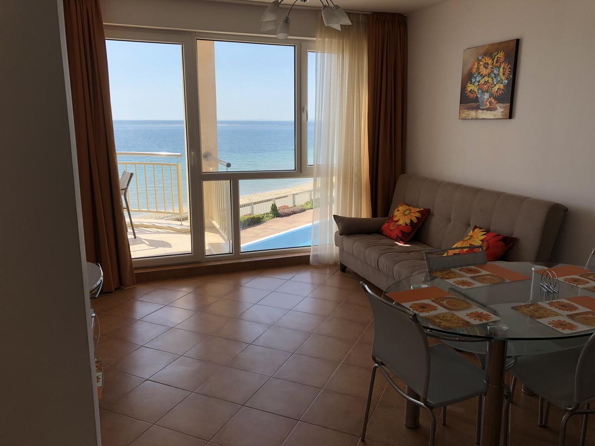 Apartments Bellevue Равда Екстер'єр фото